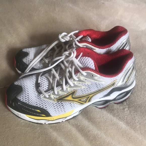 mizuno wave creation 8